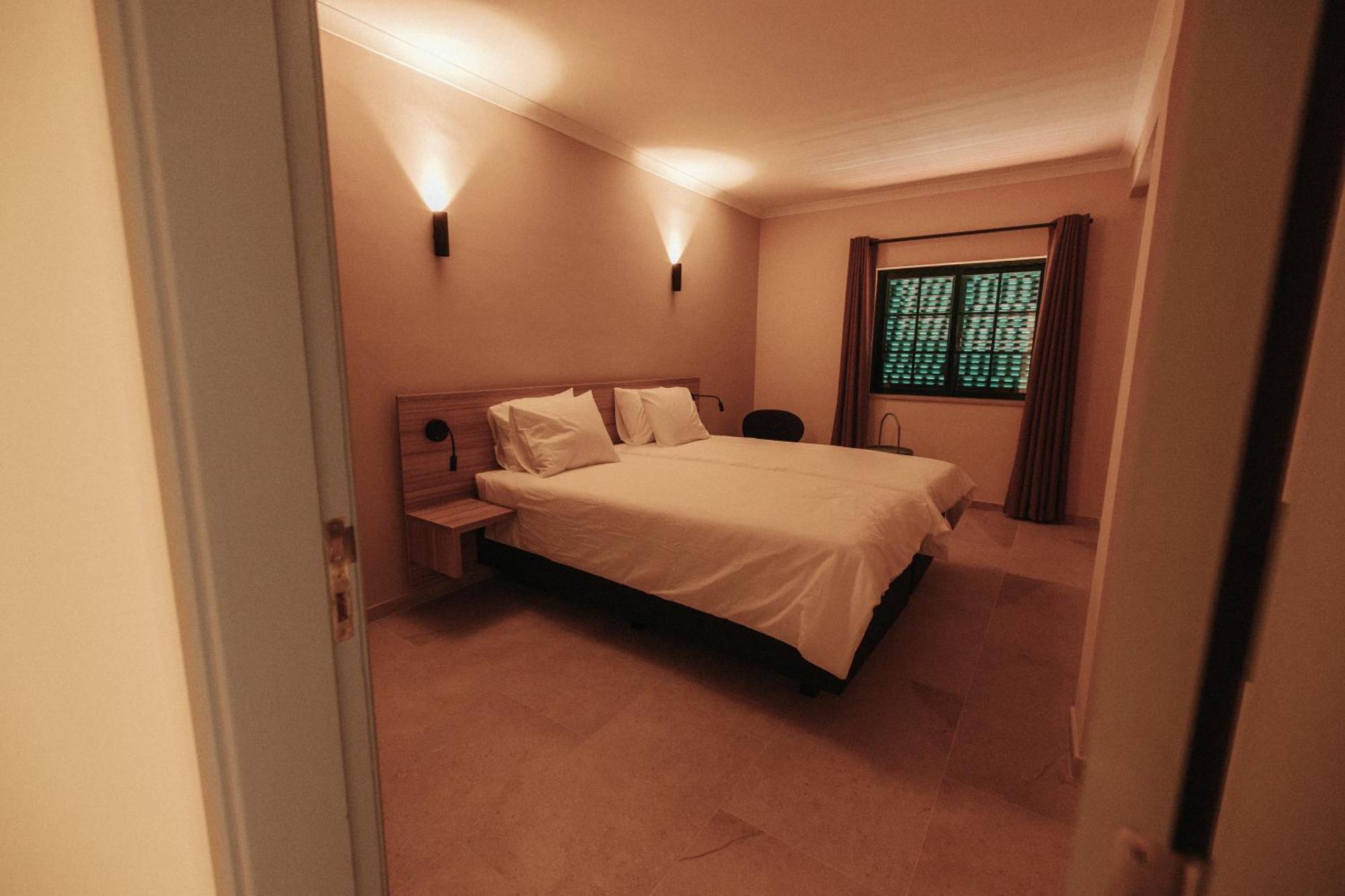 Casa Velha Apartments - Adults Friendly อัลบูเฟรา ภายนอก รูปภาพ