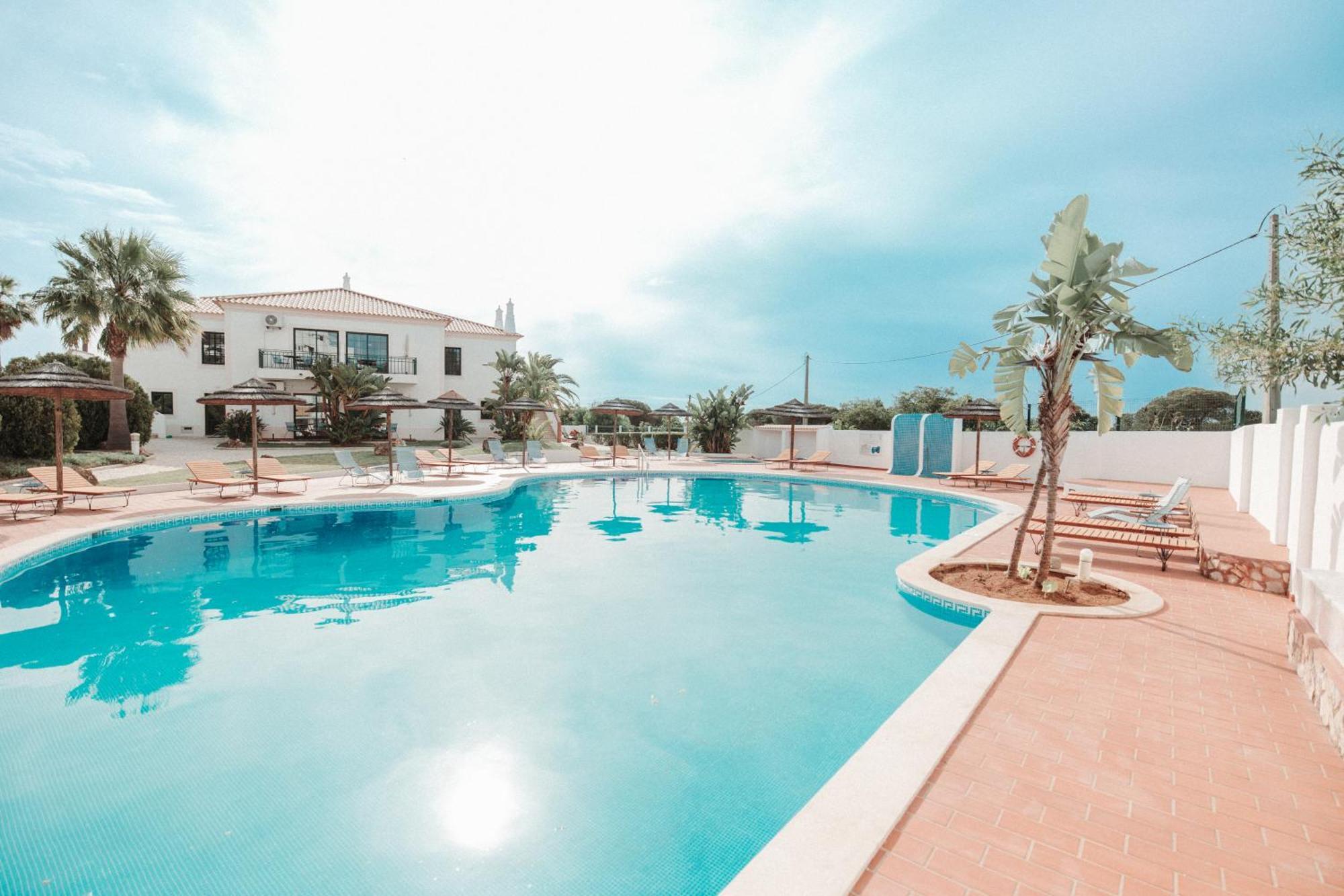 Casa Velha Apartments - Adults Friendly อัลบูเฟรา ภายนอก รูปภาพ